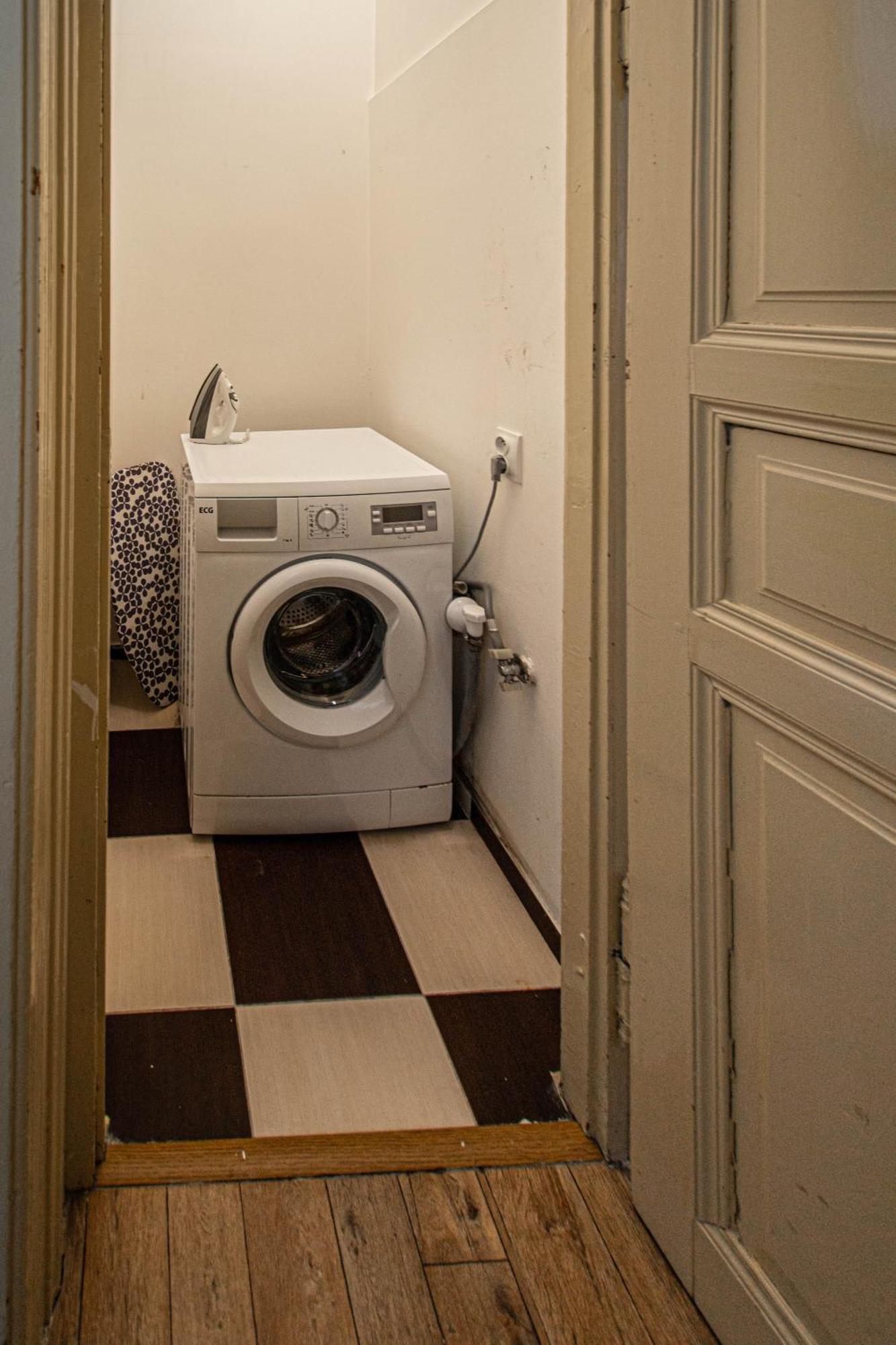 For Celebrations Spacious 3Bdr Apartment With Balcony Praha Bagian luar foto